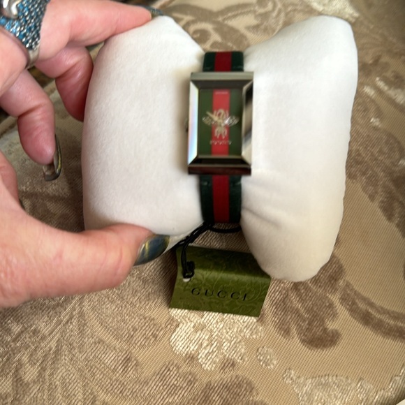 Gucci watch - Picture 2 of 5